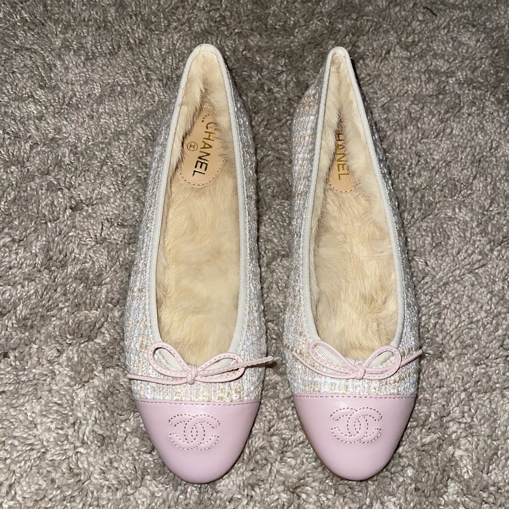 Fur lined flats